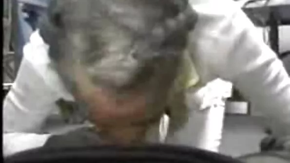 Отримала еротичне відео безкоштовно потужний оргазм від ручної мастурбації