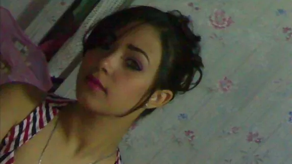 Мачо довбає боком чергову шльондру і змушує секс з товстушками її стогнати.