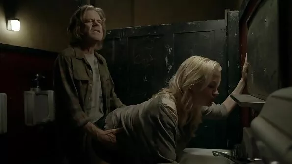 Гаряча порно відео фільми іспанська пара займається романтичним сексом.