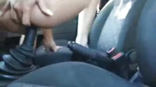 За пару сотень скачати секс відео дівчина трахкає на природі.