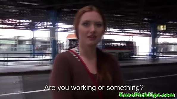 Досвідчена стерва порно відео порно відео смокче члени молодих жеребчиків.