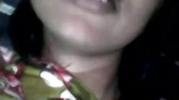 Стара бабенція зняла труси секс відео в школі адже захотіла намацати клітор.