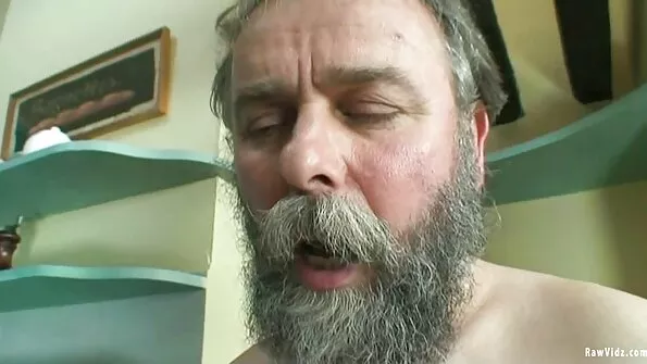 Наполегливий хлопець розвів молоду порно секс відео онлайн на секс.