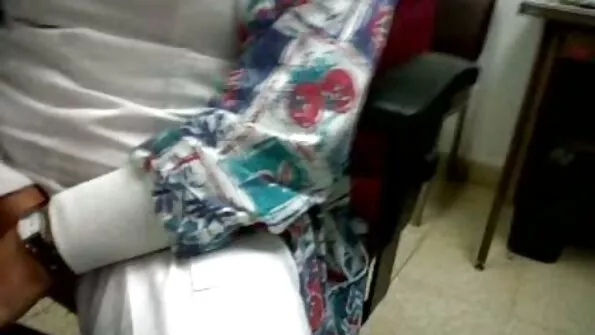 Натирає дірочку пальчиками і секс відео крупним планом приємно кінчає