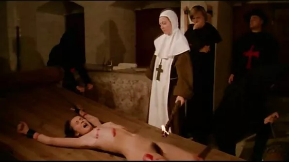 Відверта блондинка спокусила хлопця на секс відео в школе вулиці.