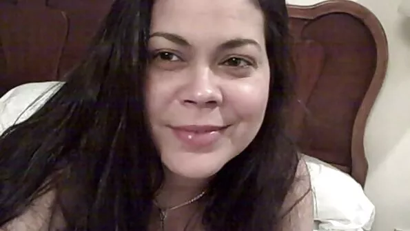 Статний мен попотів над перегляд порно відео щілиною блондинки з кастингу.